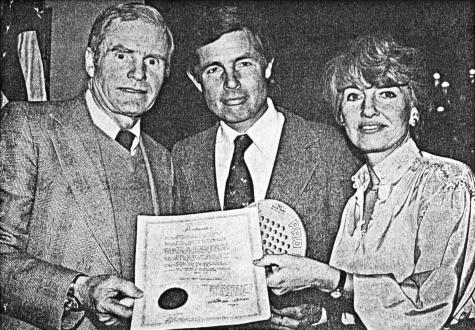 New Jersey Governor declares March "Platform Tennis Month"