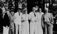 At center the Rollin Kirbys and the William Quaids (Mrs. Quaid was the former Hopeton Atterbury) gather at "Woodlands"