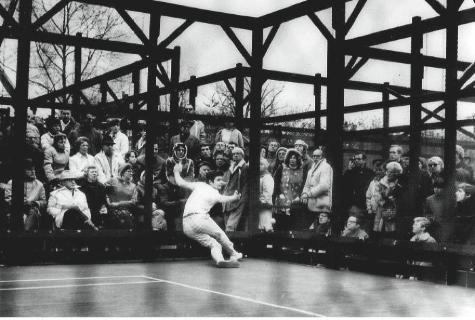 A dramatic deuce side corner shot by Bob Kingsbury