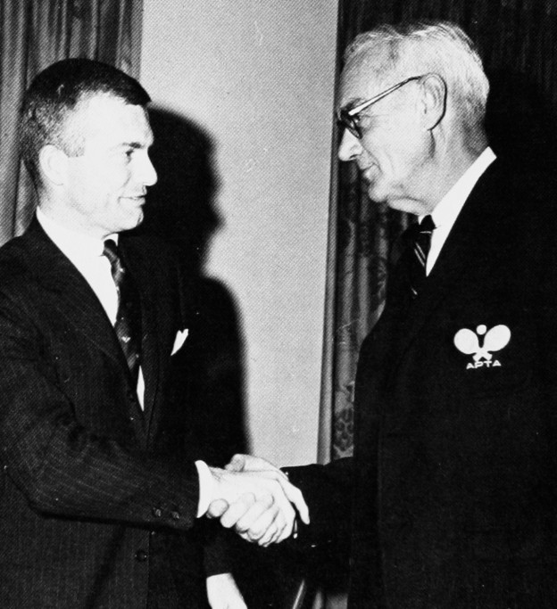 Don Evans (right) receiving Honor Award for Brook Kindred.