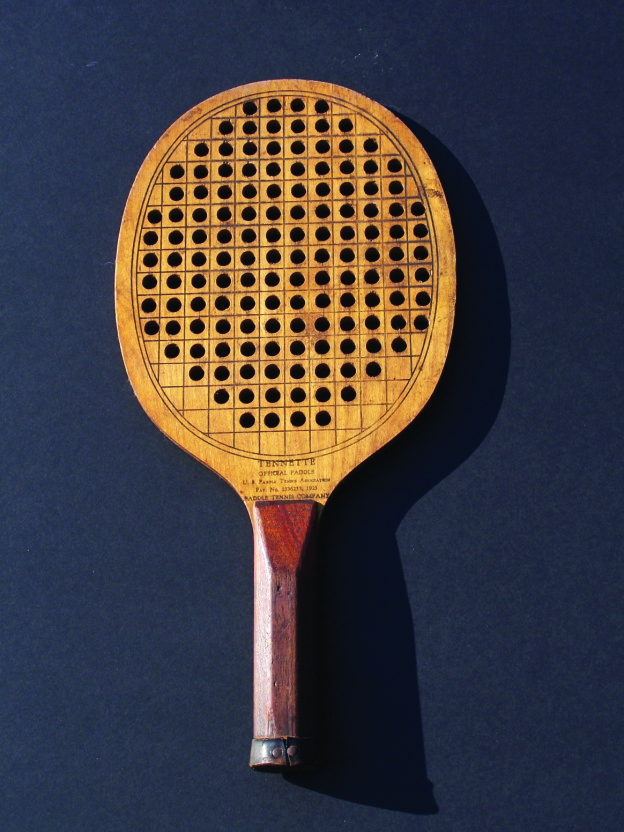 The more oval version of the original paddle with holes added but no protective rim.